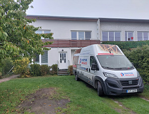 Zateplení stropu rodinného domu pomocí foukané izolace